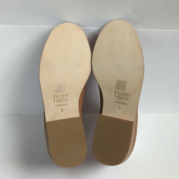 Eileen Fisher Leaf Bootie in Cognac Tumbled Nubuck Size 6M - Picture 6 of 7